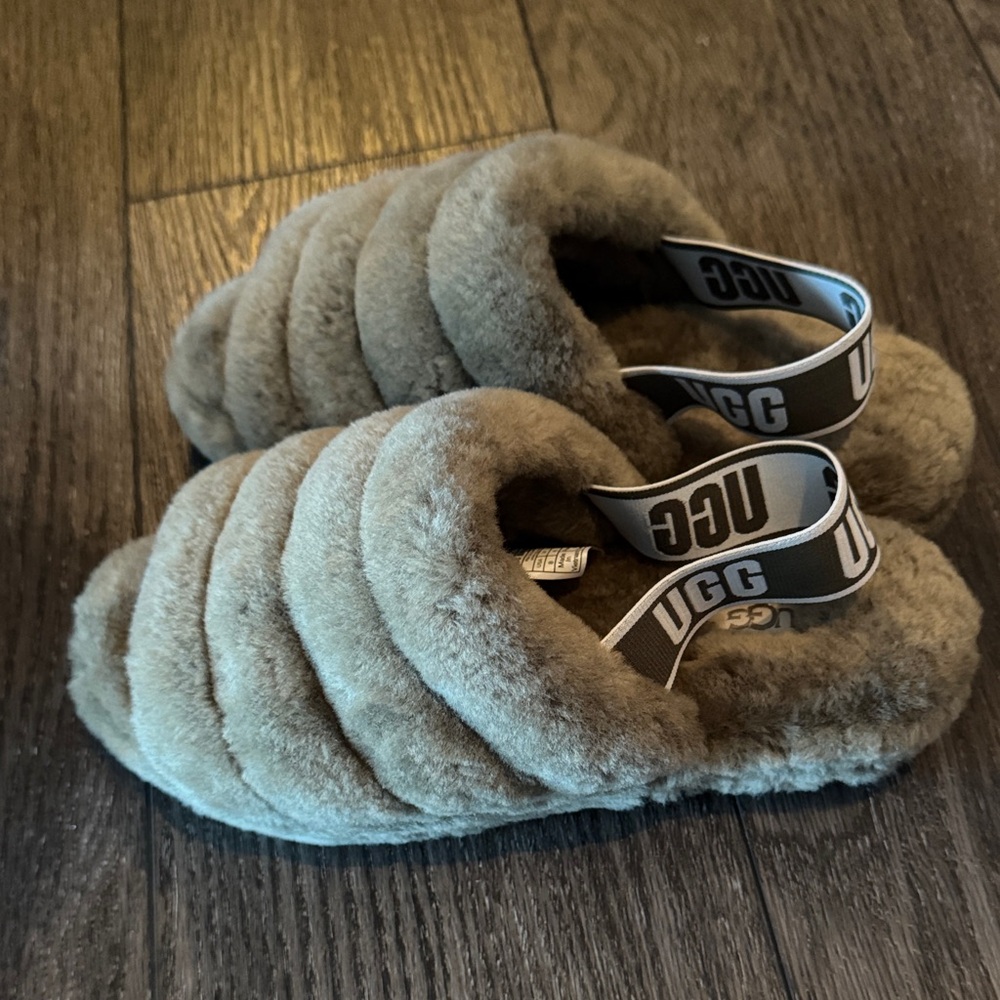UGG Plush Slippers in Gray/Tan